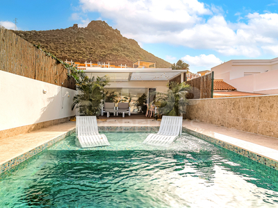 Prodej luxusního rodinného domu v exkluzivní části Roque Del Conde ,Costa Adeje,Tenerife,Španělsko