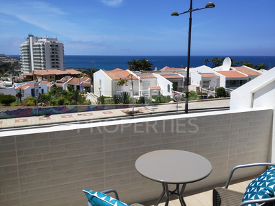 Prodej bytu 1+kk v centru města s výhledem na moře, Costa Adeje, Tenerife, Španělsko
