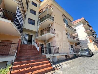 Prodej bytu 2+kk s výhledem na moře ve městě Scalea, Kalábrie, Itálie